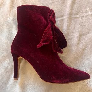 Velvet beautiful new heels